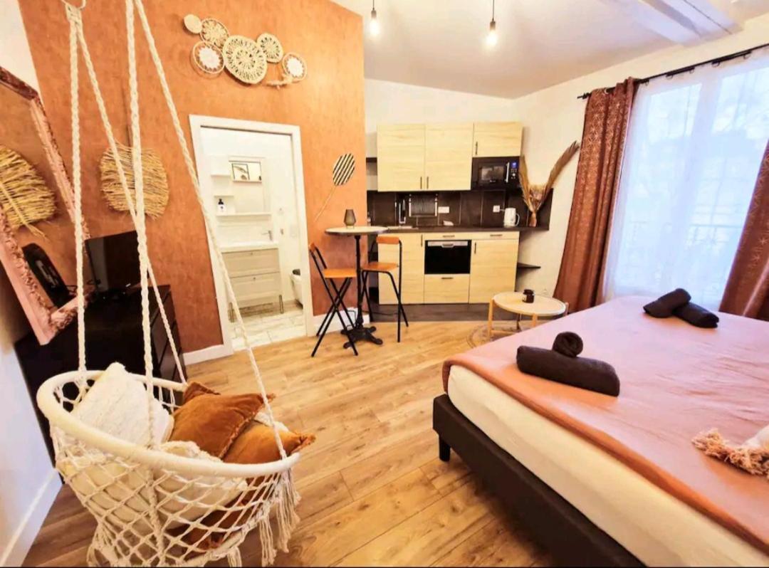 Maison Juliette Clichy Eksteriør billede