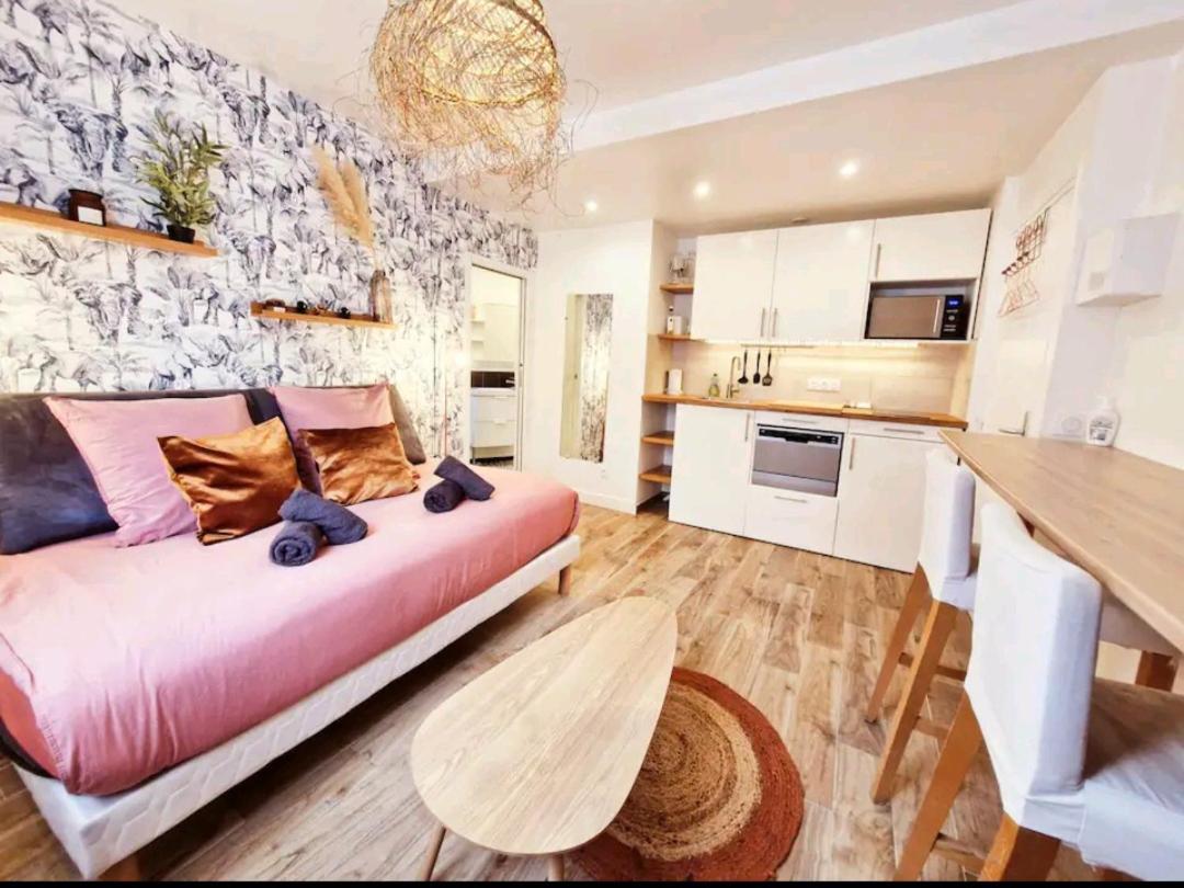 Maison Juliette Clichy Eksteriør billede
