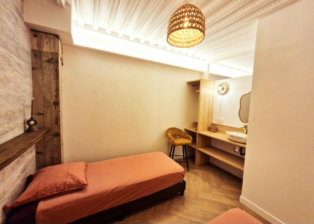 Maison Juliette Clichy Eksteriør billede